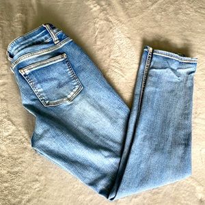 Women’s skinny jeans